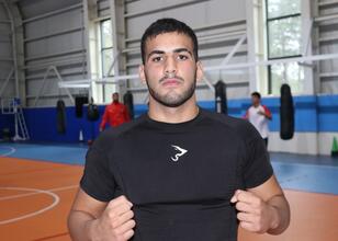 Milli boksör Ege Tekdemir: “İnşallah şampiyon olup, İstiklal Marşı’mızı okutacağım”