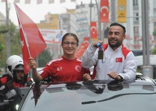 Avrupa şampiyonu Yalgettekin, memleketi Şırnak’ta coşkuyla karşılandı Avrupa şampiyonu Yalgettekin, memleketi Şırnak’ta coşkuyla karşılandı