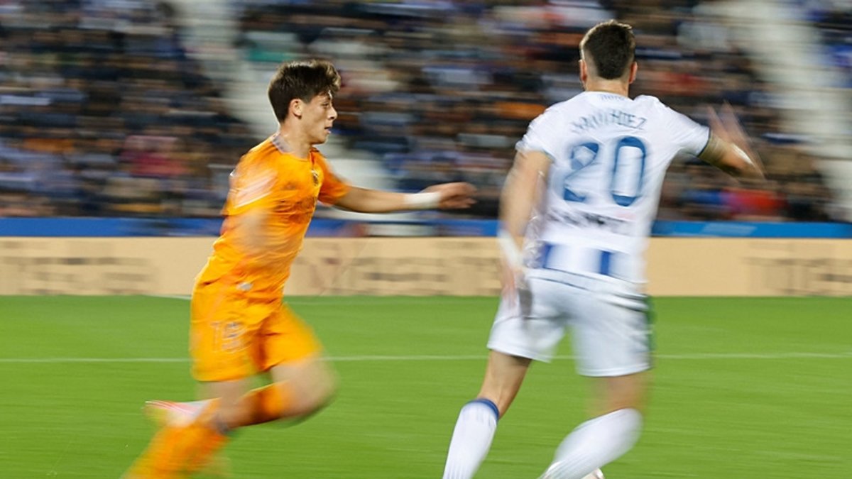 Arda Güler rakibin aklını aldı! İşte o çalım…