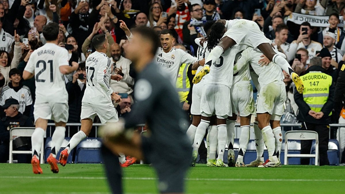Real Madrid’li yıldızlardan “En güzel golü kim atacak?” yarışması! Real Madrid’li yıldızlardan “En güzel golü kim atacak?” yarışması!