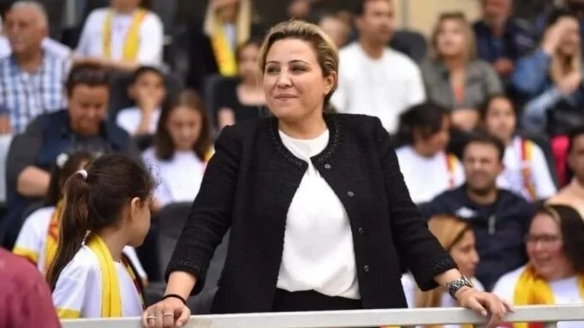Hüma Yüksel görevini bırakıyor