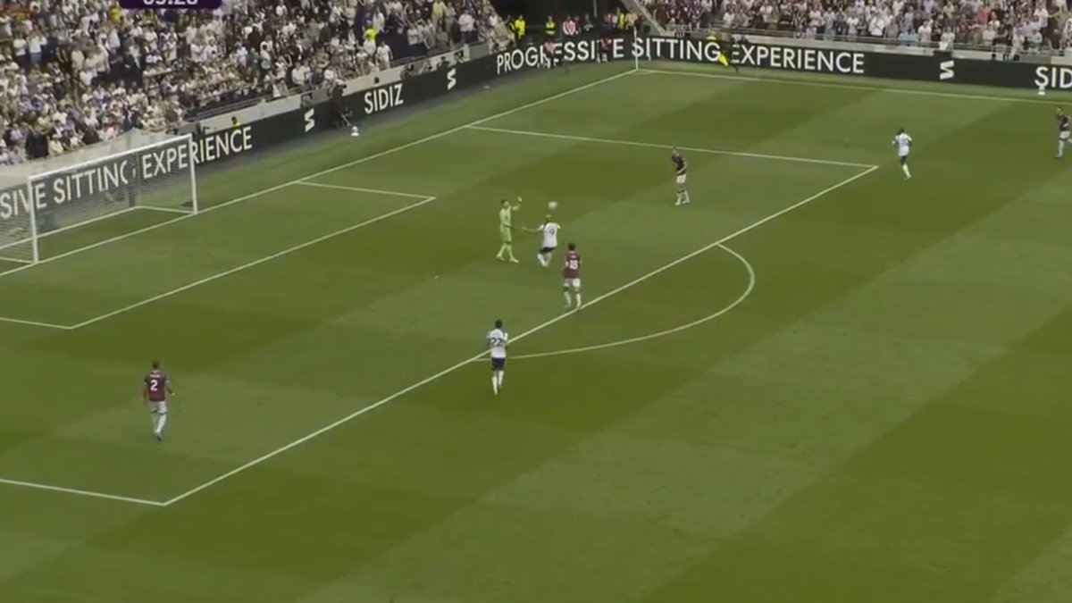 8 saniye kuralı ilk kez uygulandı! İşte Premier Lig’de o tarihi an…