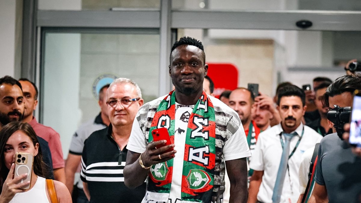 Amed Sportif Faaliyetler Mbaye Diagne ile 2 yıllık sözleşme imzaladı