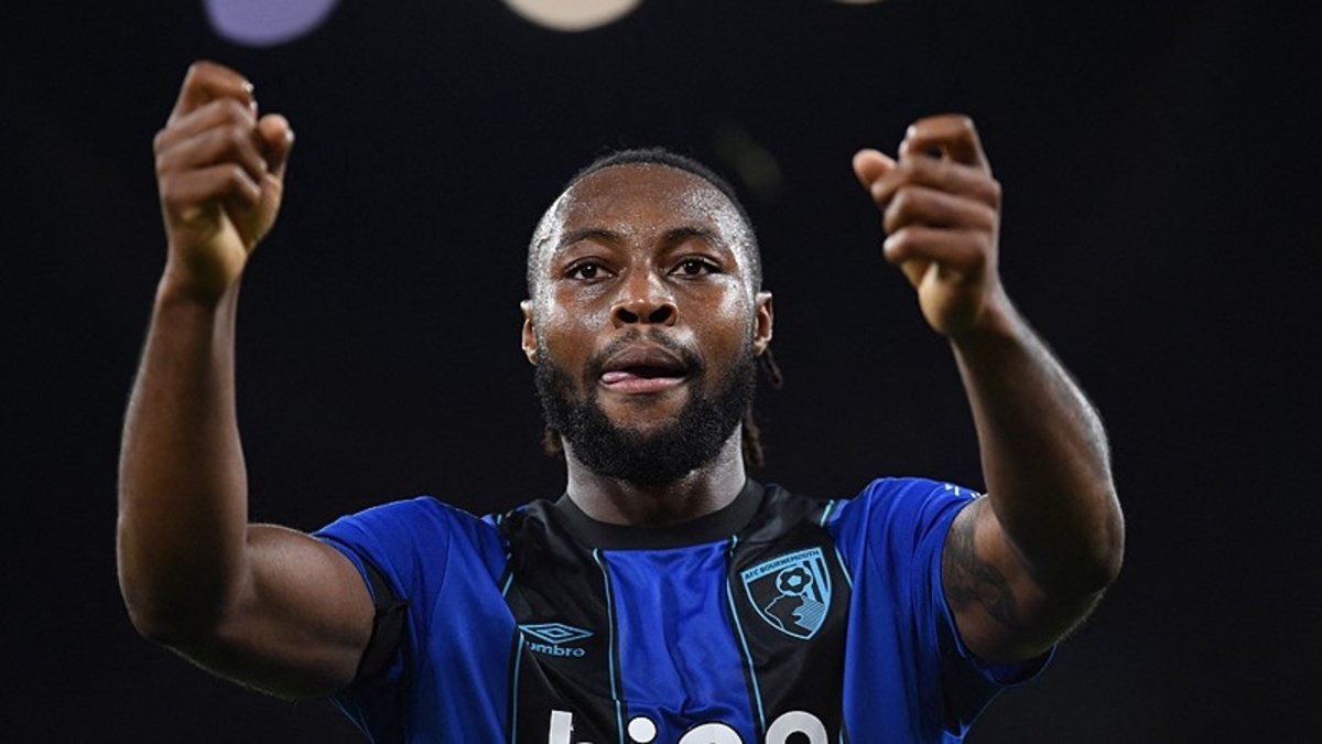 Bournemouth’un Ganalı oyuncusu Semenyo’ya Liverpool’un bir taraftarından ırkçı saldırı