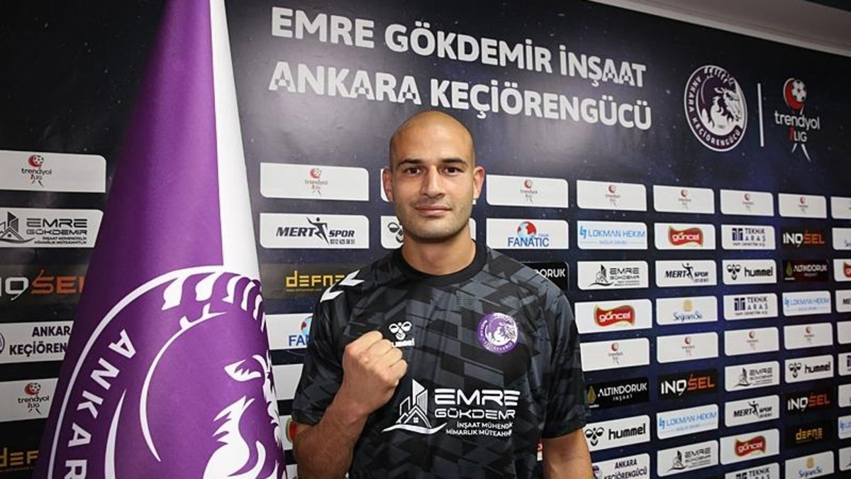 Kaleye Aykut Özer