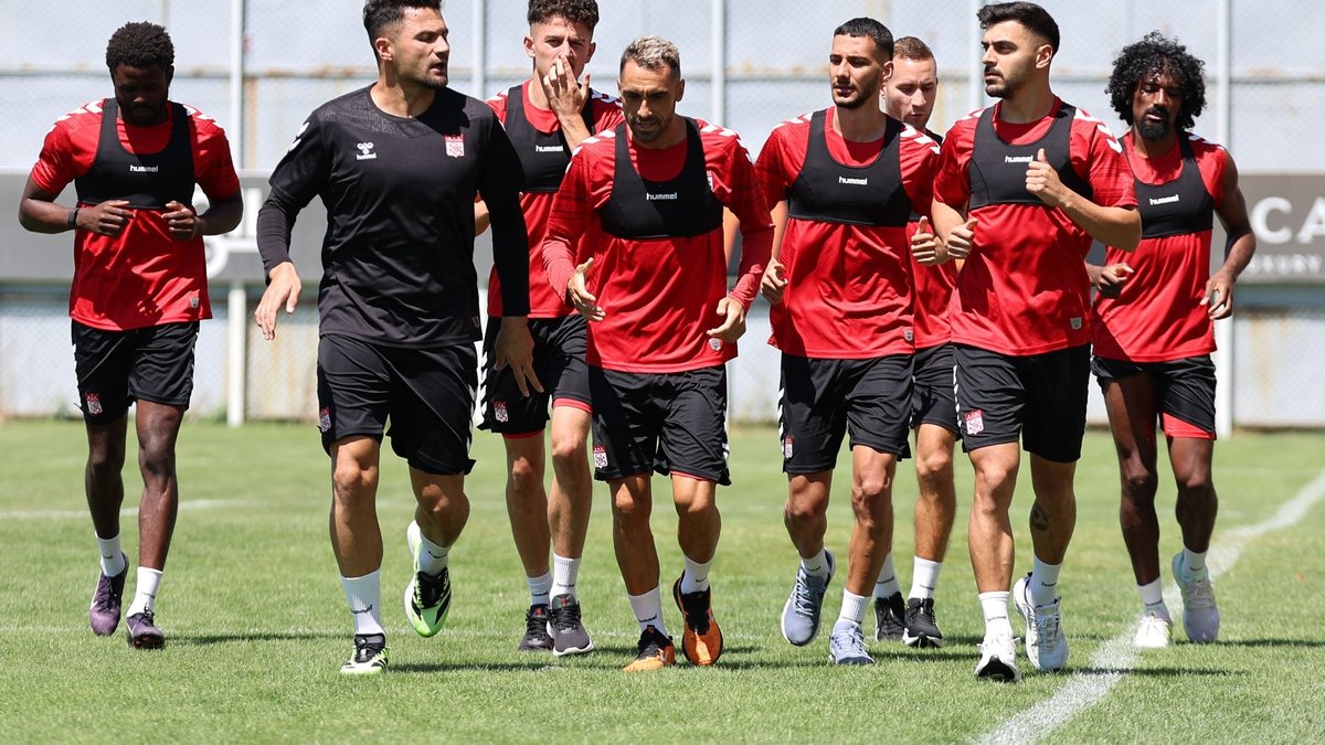 Sivasspor gaza bastı