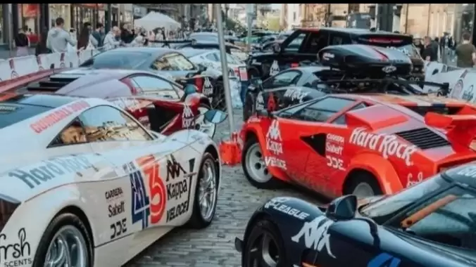 Dünyaca ünlü otomobil rallisi, İstanbul’dan start aldı