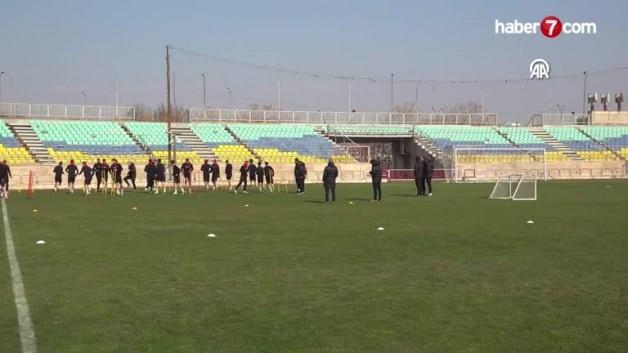 Fenerbahçe taraftarından İsmail Kartal çağrısı! Tedesco’ya tepkiler çığ gibi