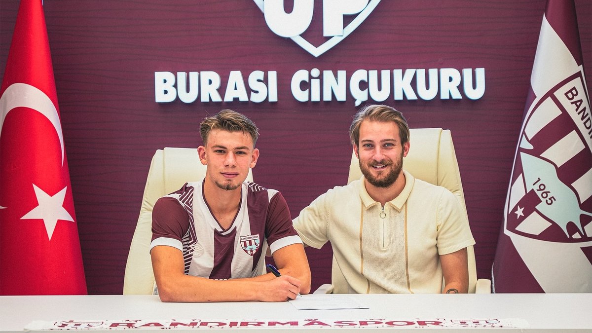 Bandırmaspor’da genç imza