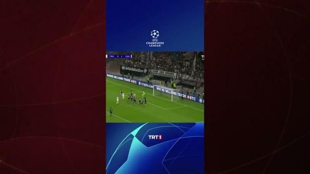 Barış, İlkay’ın akıl dolu pasını değerlendiremedi, taraftar çıldırdı!