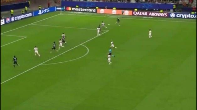 Eintracht Frankfurt’un Can Uzun’un için istediği bonservis dudak uçuklattı