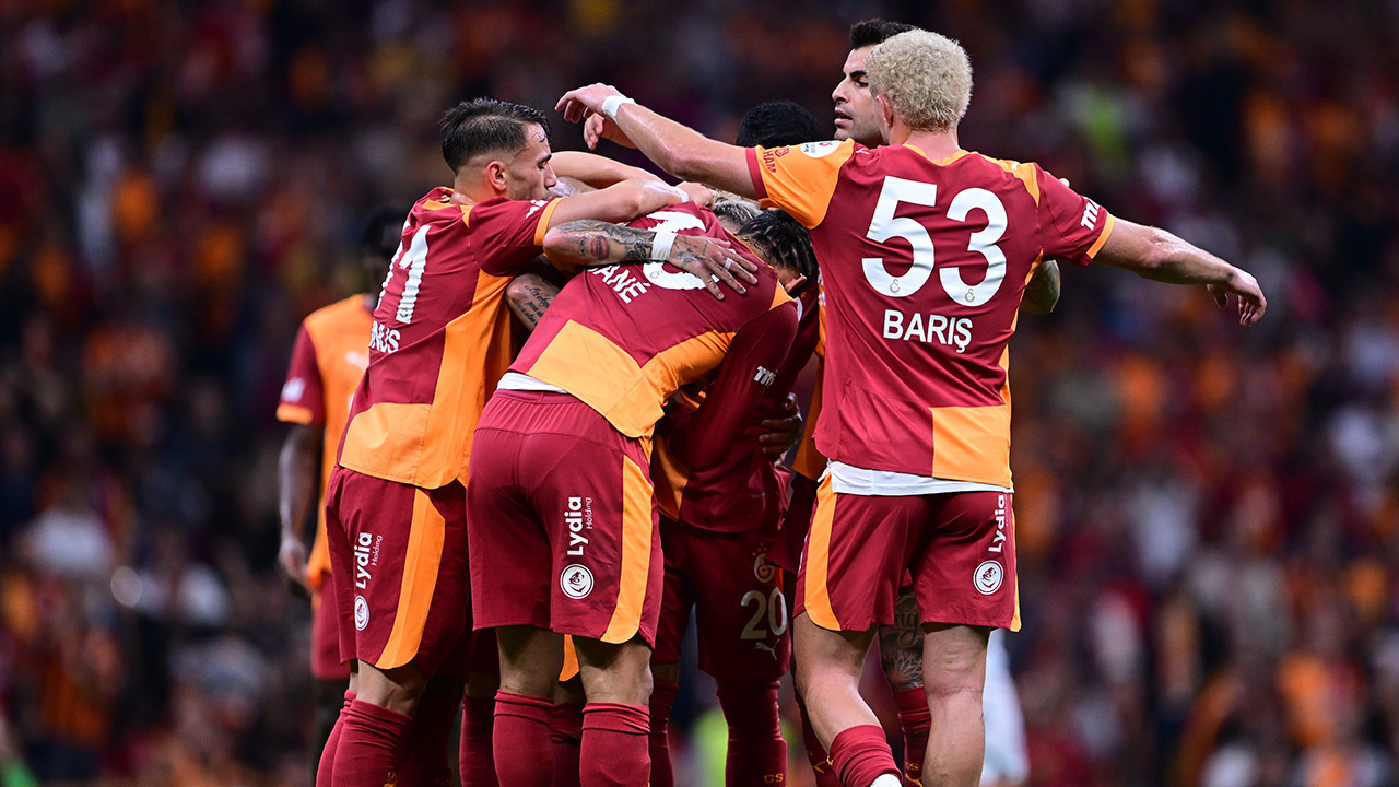 Galatasaray'dan 100 milyon euroluk anlaşma! Resmi açıklama an meselesi Galatasaray'dan 100 milyon euroluk anlaşma! Resmi açıklama an meselesi