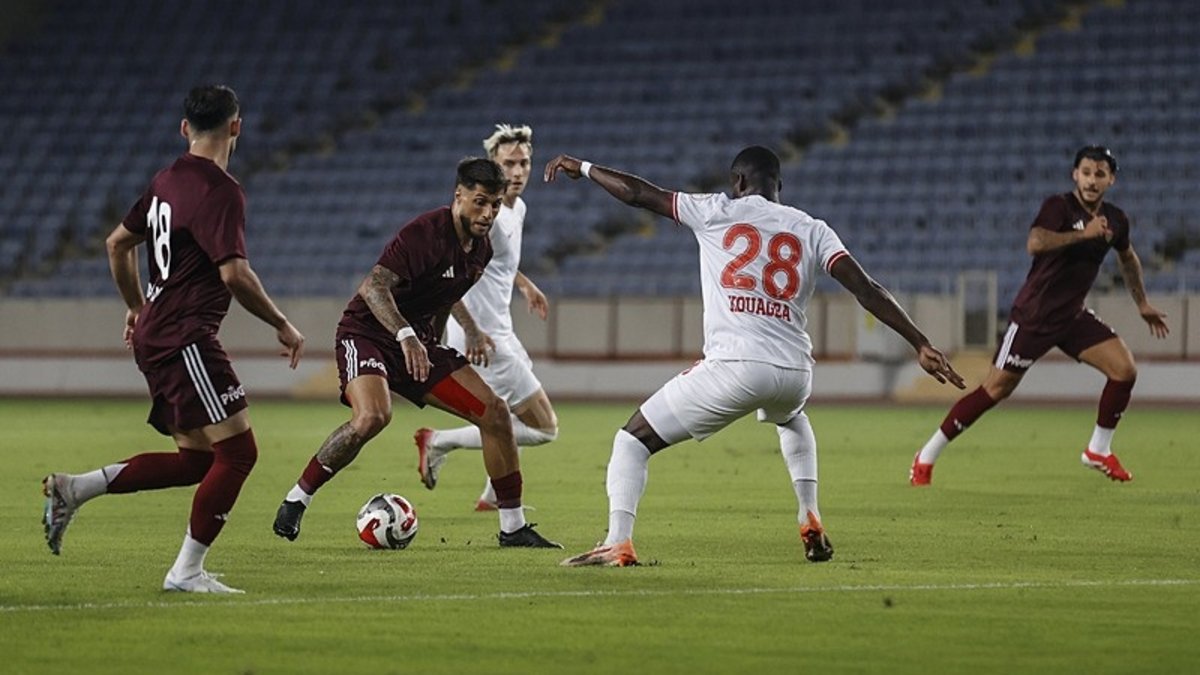 Hatay takıldı