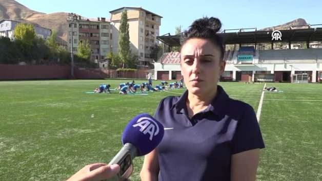 Yüksekovaspor kadın takımı Kars kampında, hedef Trabzon’dan puan