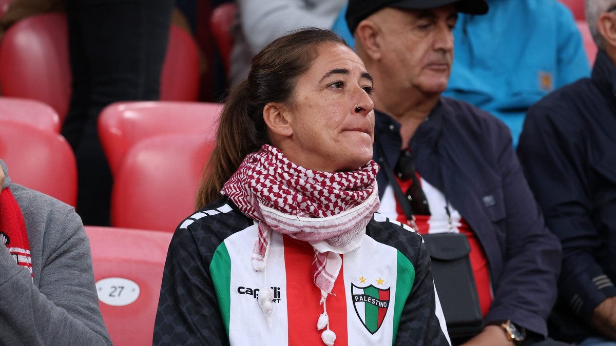 Athletic Club Bilbao taraftarları Filistin’i unutmadı!