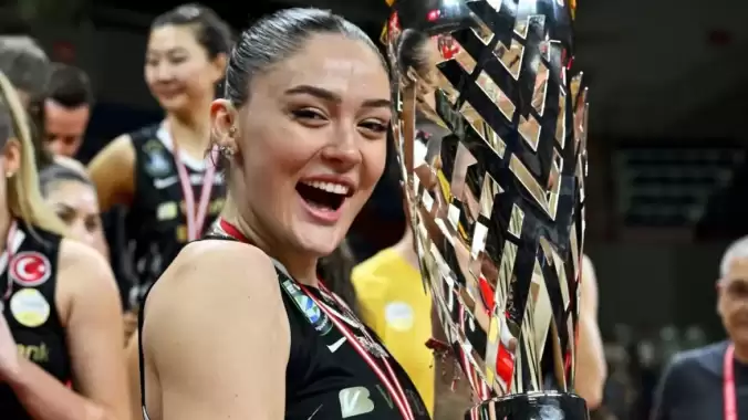 Zehra Güneş’in kardeşi Fenerbahçe’ye transfer oldu, paylaştığı fotoğrafla olay yarattı Zehra Güneş’in kardeşi Fenerbahçe’ye transfer oldu, paylaştığı fotoğrafla olay yarattı