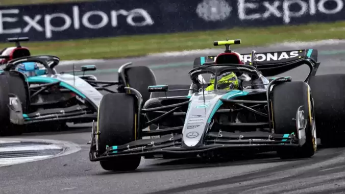 Mercedes’te pilot belirsizliği sona erdi: Kadro 2026’ya hazır