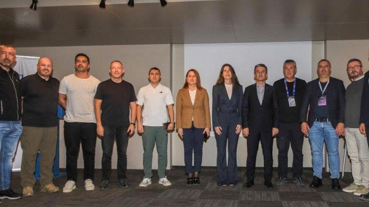 Veloturk Gran Fondo Çeşme’nin basın toplantısı yapıldı