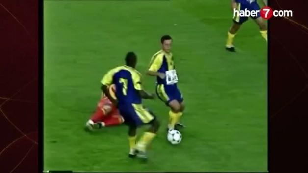 Gheorge Hagi’den efsane gol!