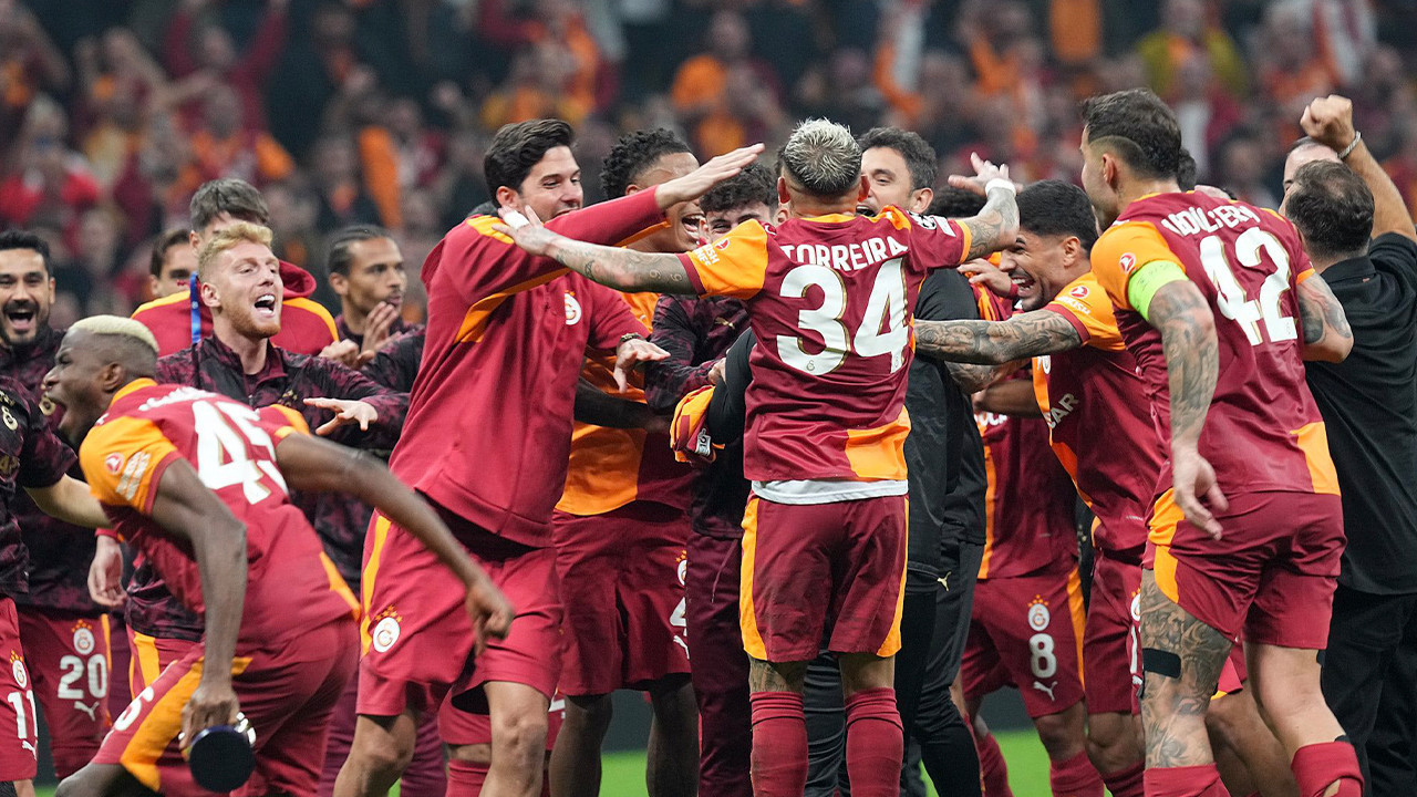 Crystal Palace asisti yapıyor, Galatasaray golü atıyor