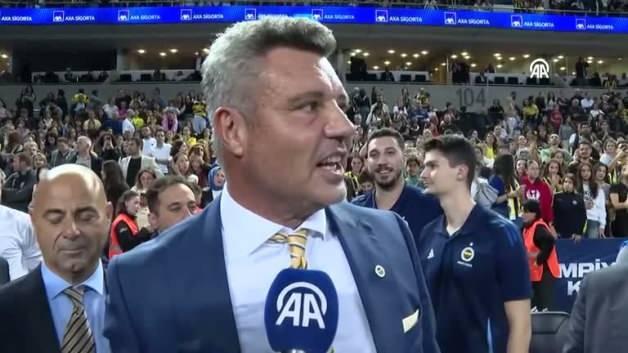 Fenerbahçe Medicana tarihi geri dönüşle şampiyonlar kupasını kazandı!