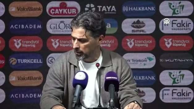 İlhan Palut: “Bu maçın geneline bakınca beraberliği işaret eden bir oyundu”