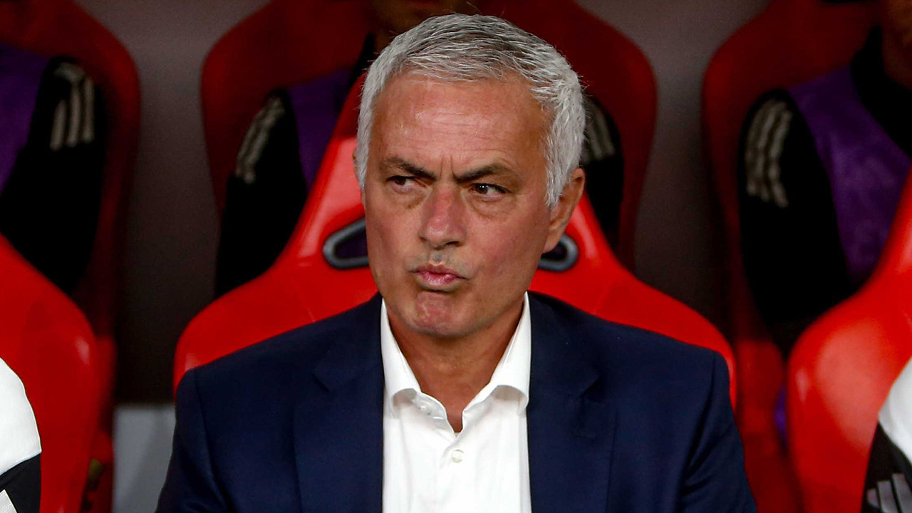 Mourinho gidince Fenerbahçe'nin Jankovic transferi iptal oldu