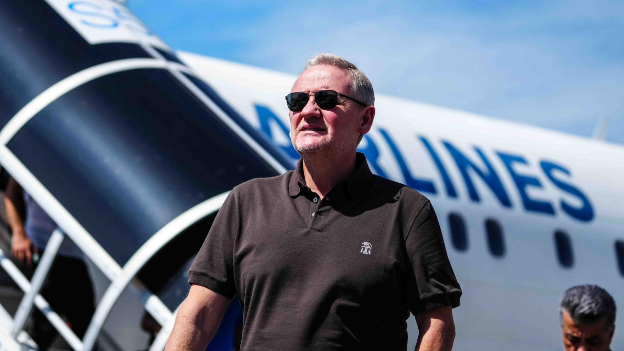 PFDK kararları açıklandı! 8 Süper Lig kulübüne ceza Göksel Gümüşdağ'a 15 gün hak mahrumiyeti! PFDK kararları açıklandı! 8 Süper Lig kulübüne ceza Göksel Gümüşdağ'a 15 gün hak mahrumiyeti!