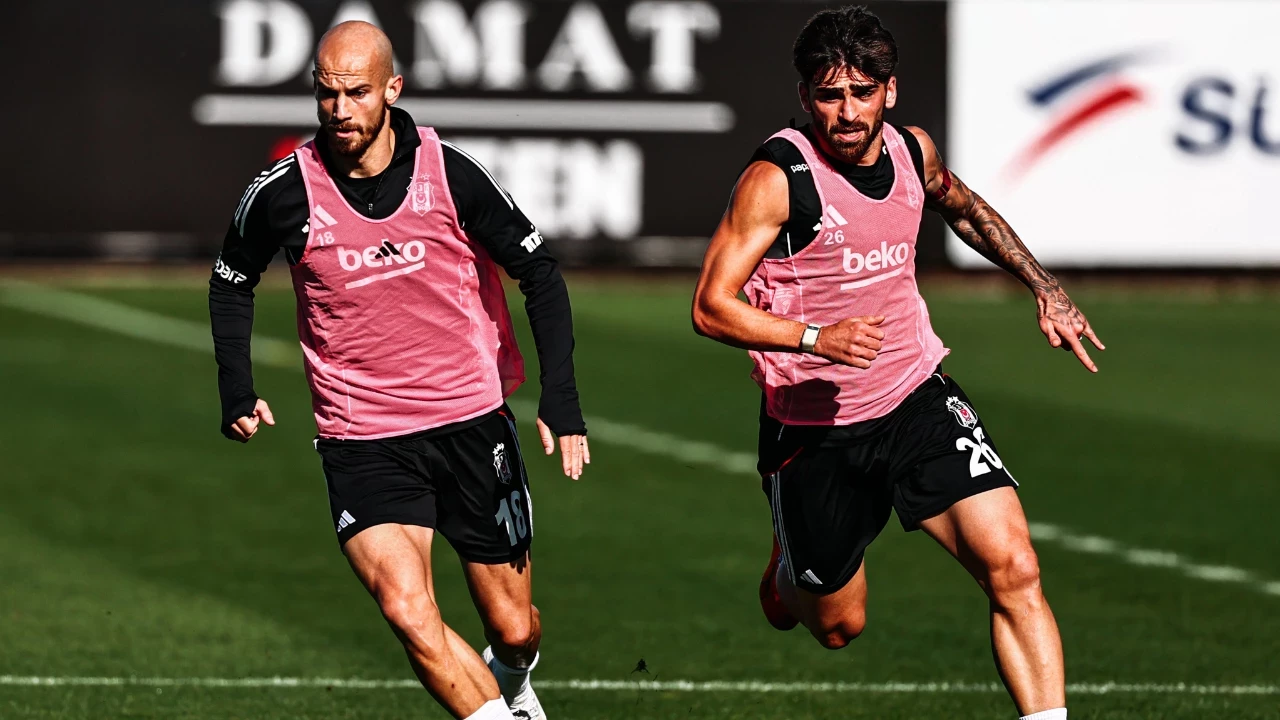 Beşiktaş, milli arada antrenmanlarına devam ediyor