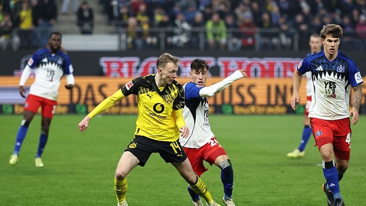 Hamburg ile Borussia Dortmund 1-1 Berabere Kaldı