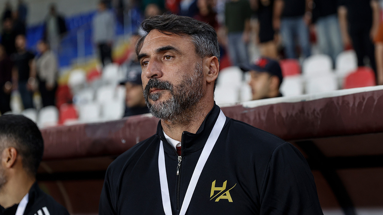 Hugo Almeida: Hakem maçı katletti