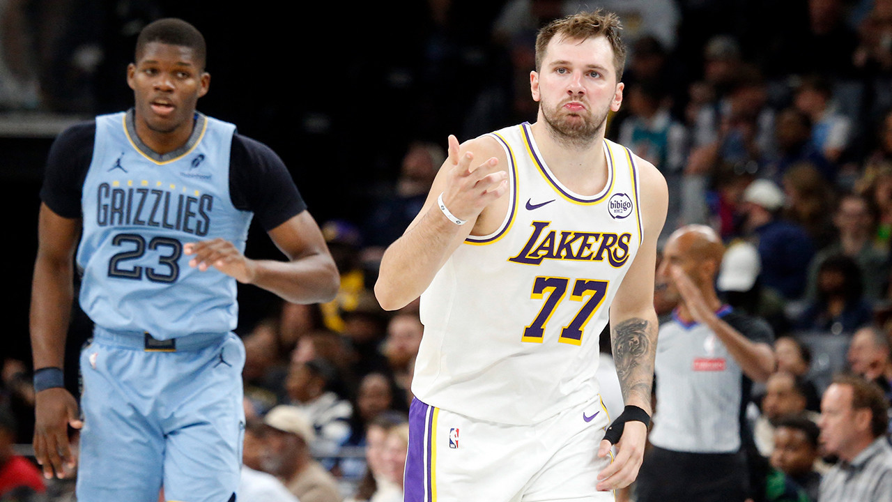 Luka Doncic, 44 sayıyla Lakers'ı galibiyete taşıdı Luka Doncic, 44 sayıyla Lakers'ı galibiyete taşıdı