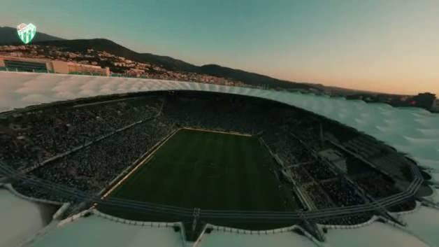 Maçlarını kapalı gişe oynayan Bursaspor’a seyircisiz oynama cezası