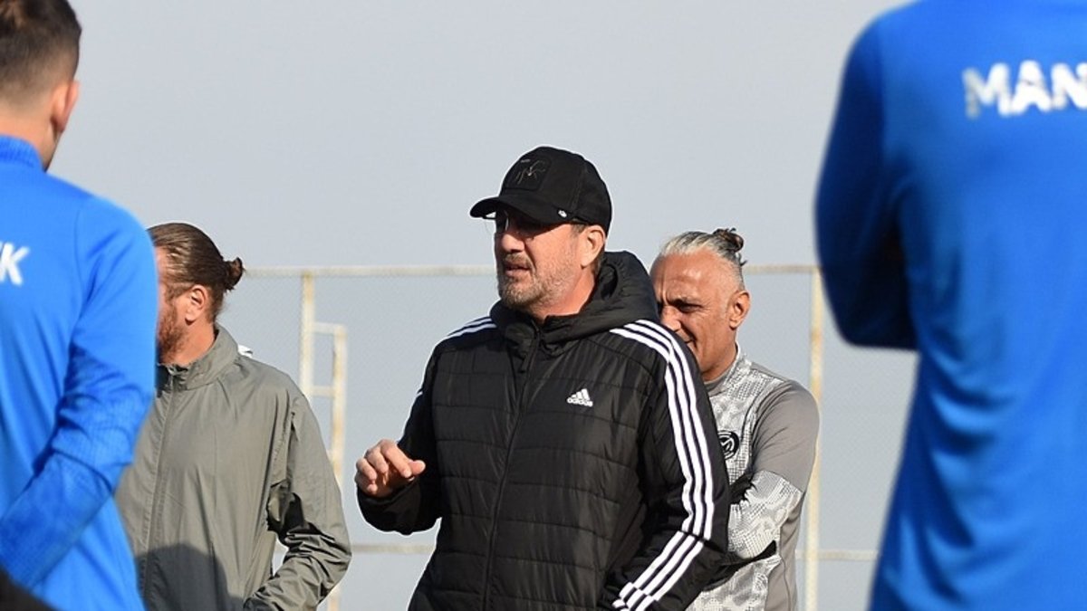 Manisa FK, Teknik Direktör Taner Taşkın ile Anlaşmasını