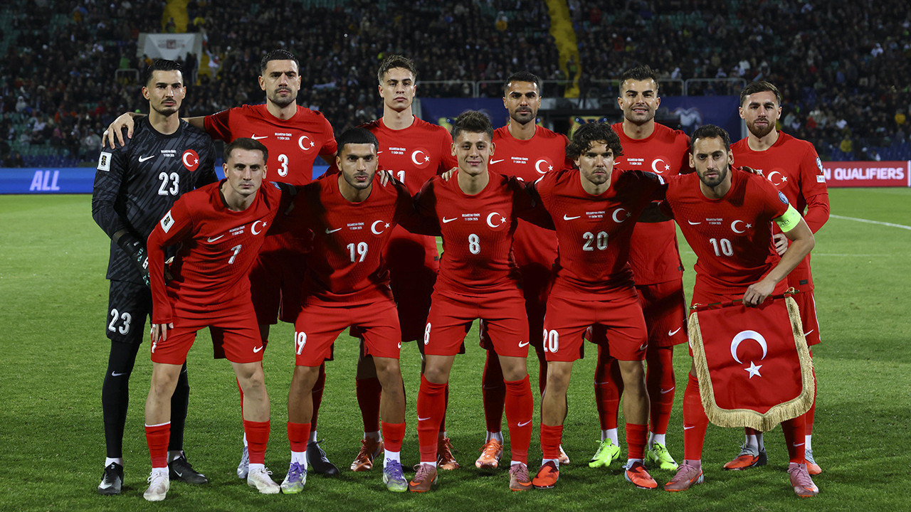 Milli yıldız, Süper Lig devine imza atıyor! "Seni yeniden bu forma altında görmek isityoruz"